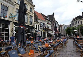 Breda klein